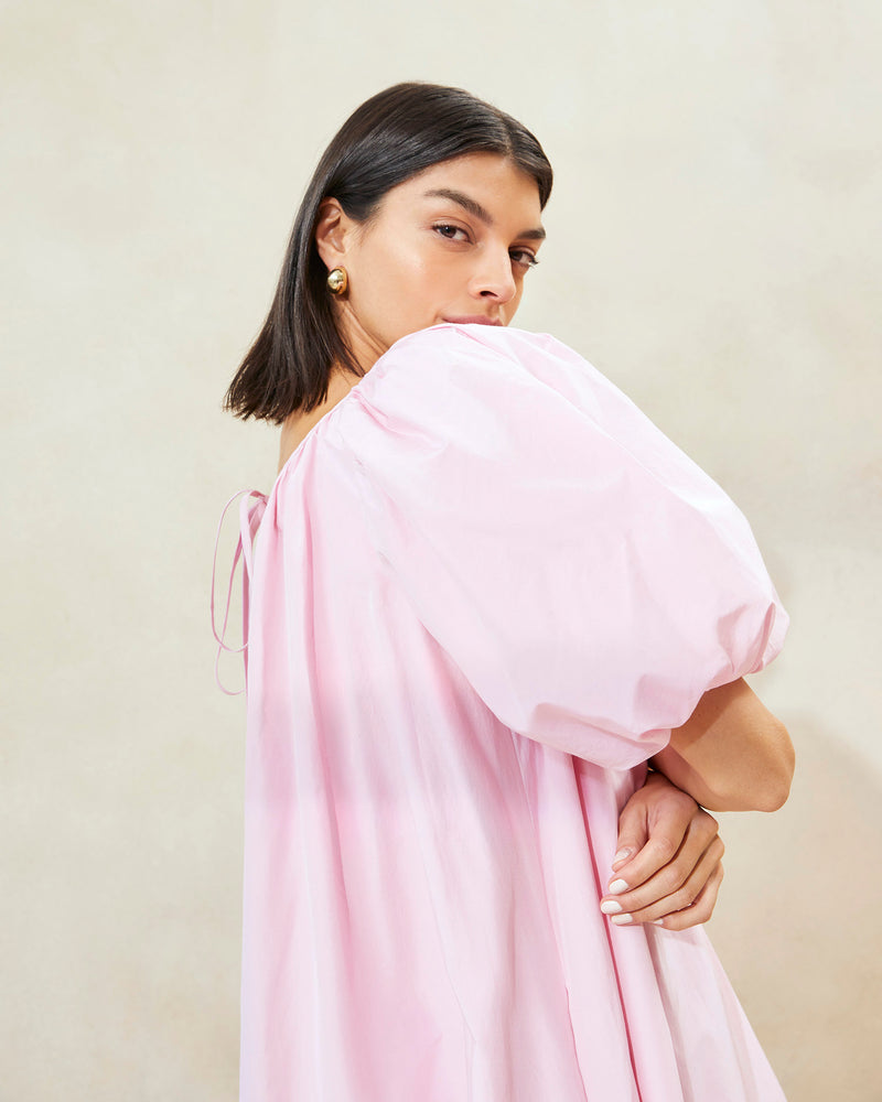 Color: Soft Pink