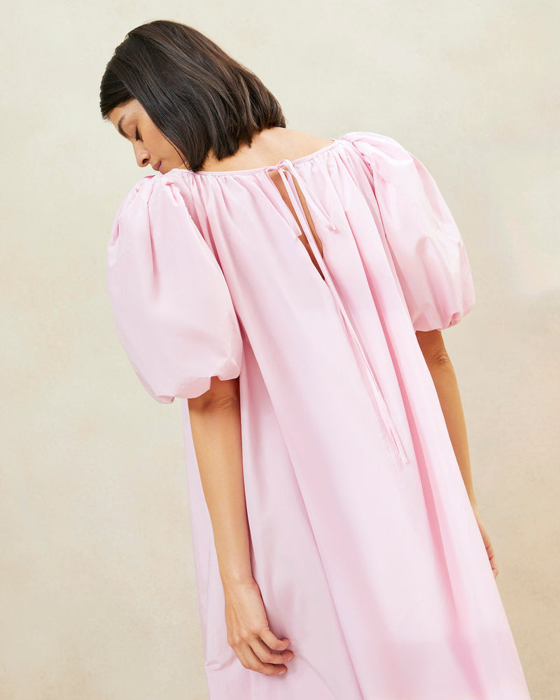 Color: Soft Pink