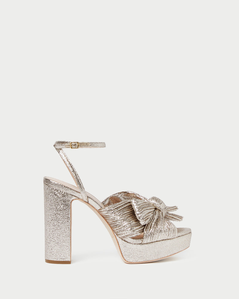 Color: Champagne