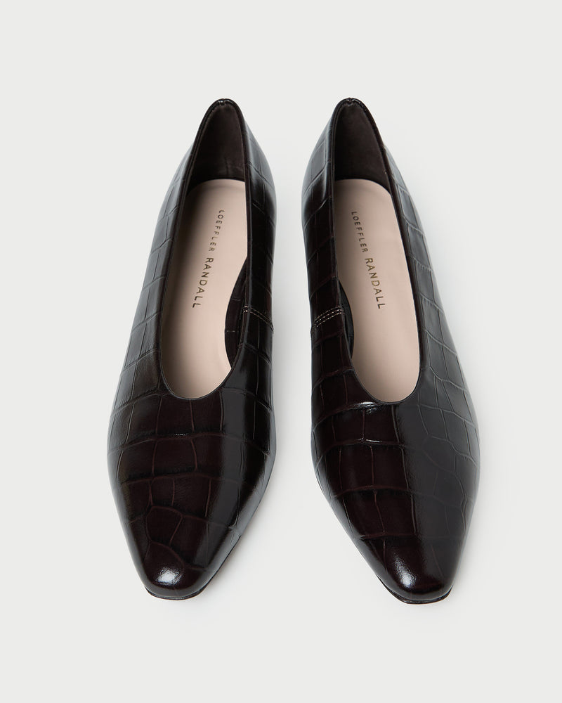 Neive Crocodile Leather Low Pump in black crocodile embossed leather.