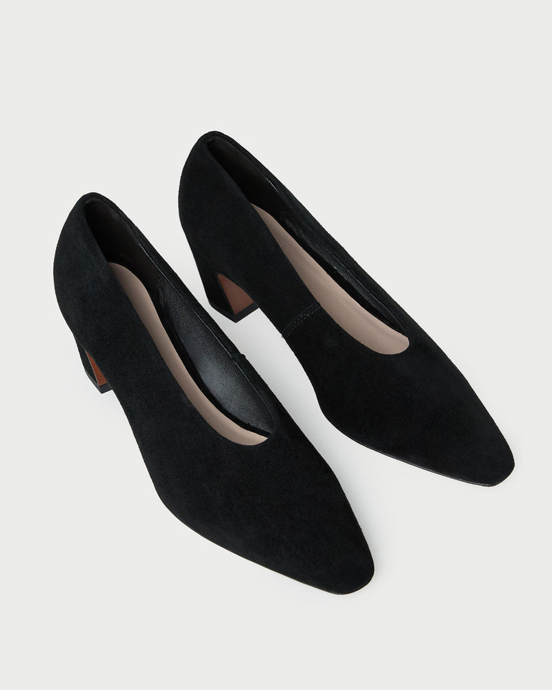 Neive Black Suede Low Pump in black suede.