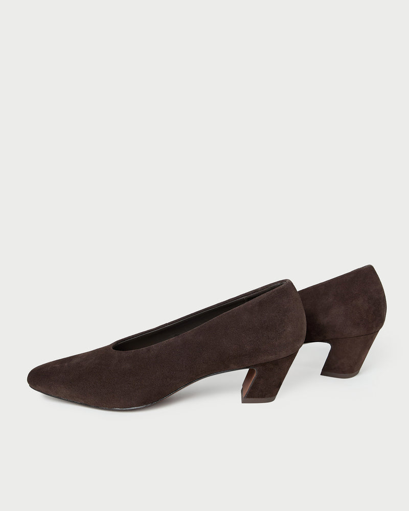 Neive Brown Suede Low Pump in brown suede.