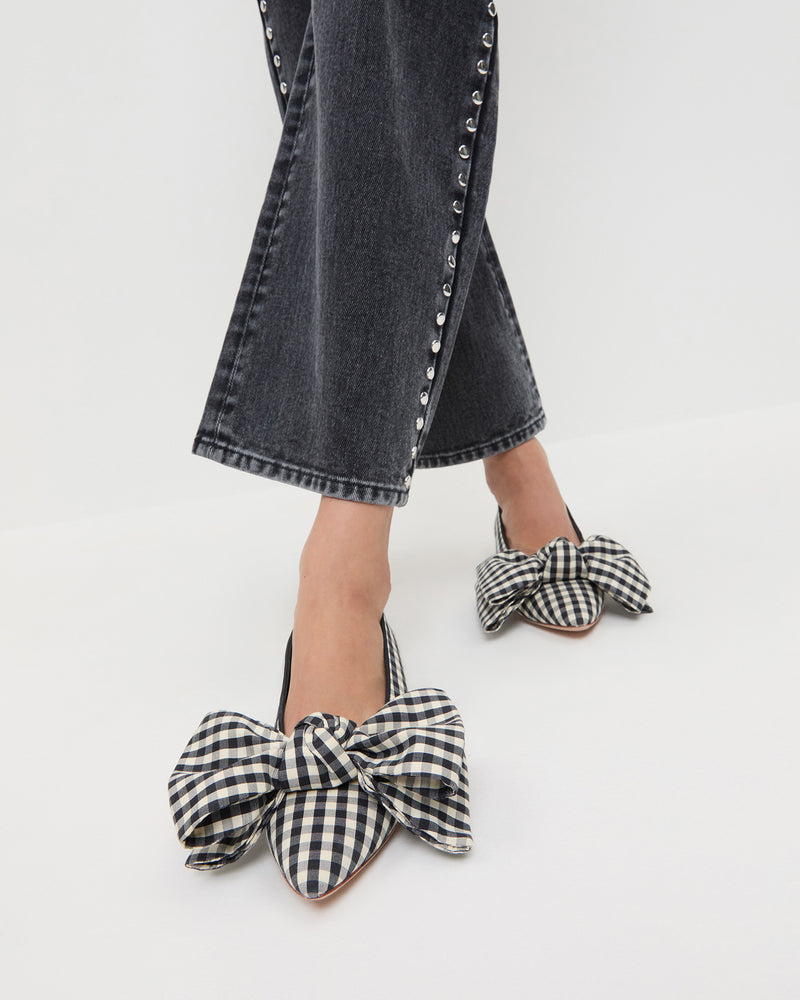 Color: Black/White Gingham