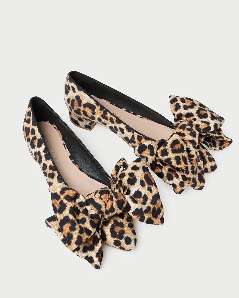 Noa Leopard Jersey Bow Flat in leopard jersey material.
