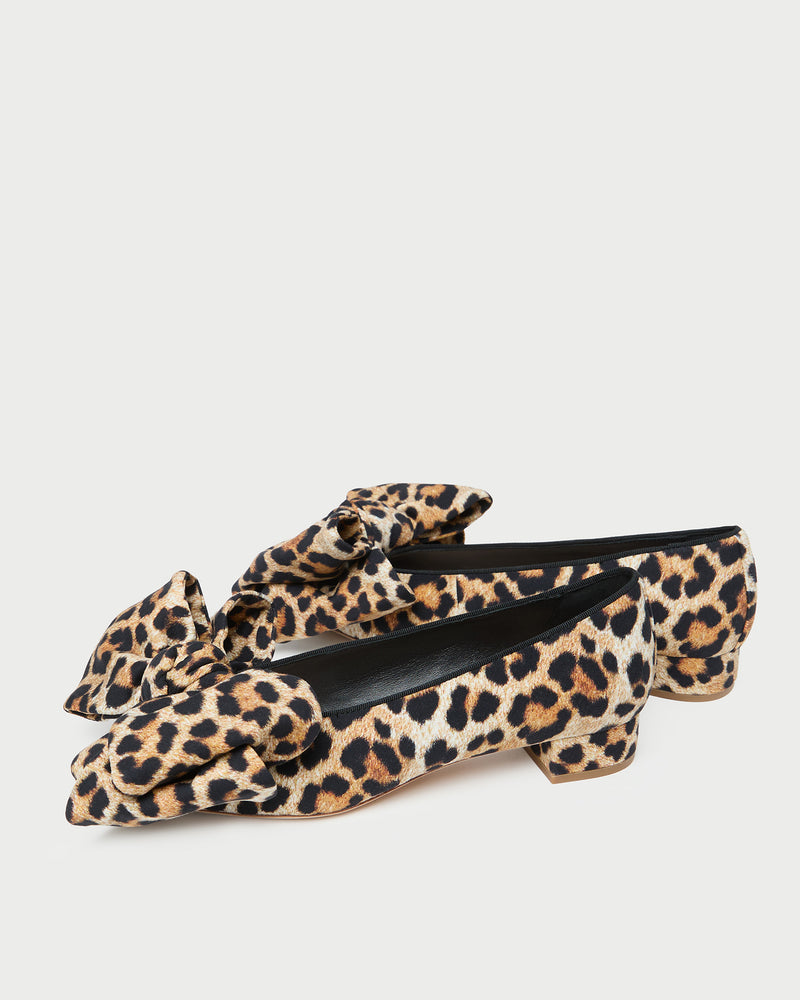 Noa Leopard Jersey Bow Flat in leopard jersey material.
