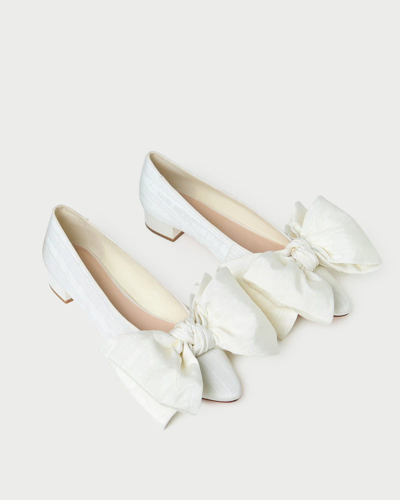 Noa Cream Moiré Bow Flat in cream moiré.