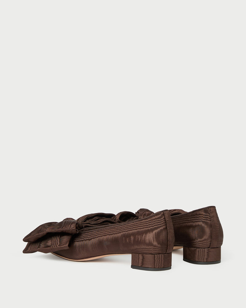 Noa Mocha Moiré Bow Flat in mocha moiré.