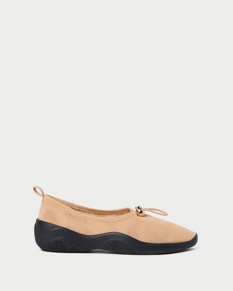 Color: Caramel/Black