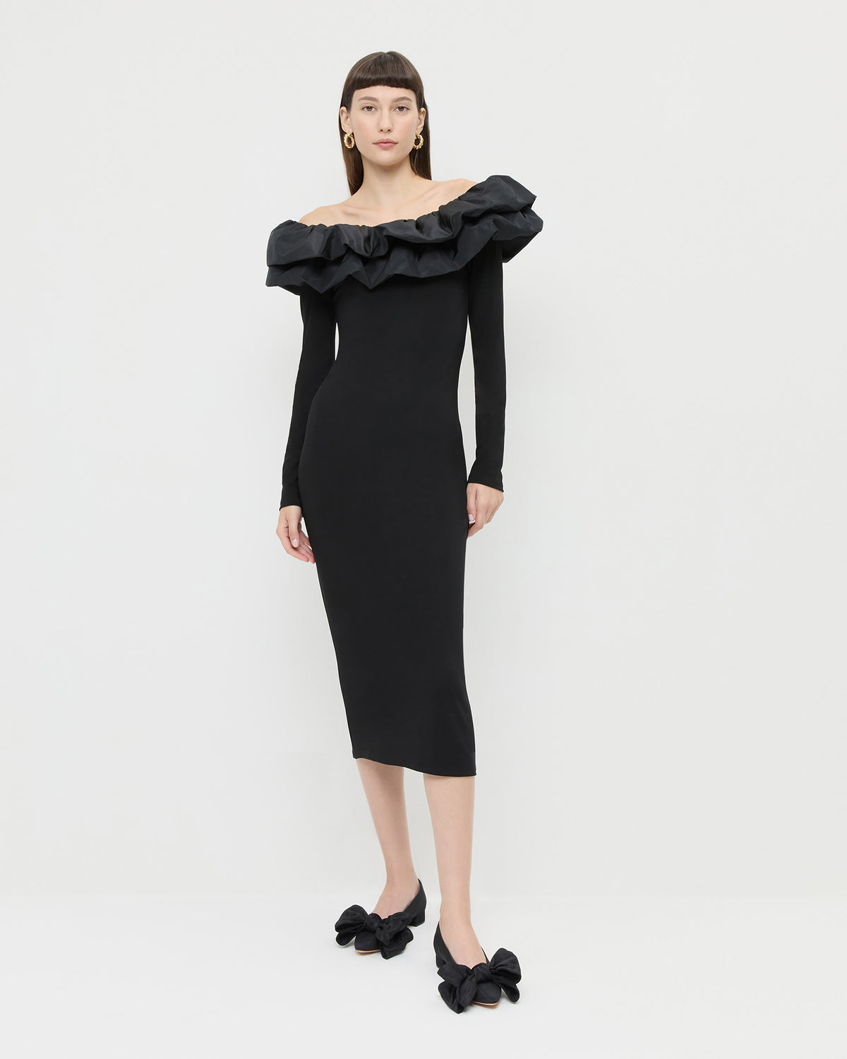 Suki Dress in black jersey fabric and Noa Black Moiré Bow Flat.