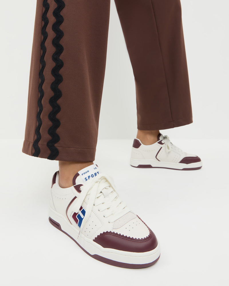 Color: Cream/Maroon/Blue