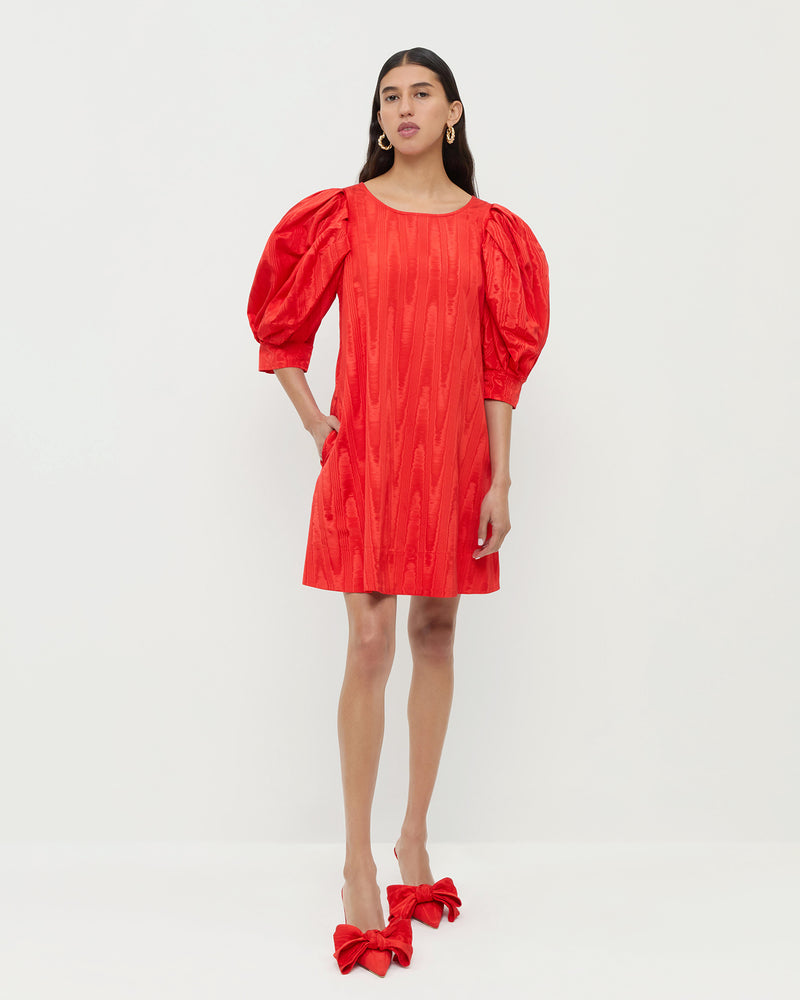 Color: Red