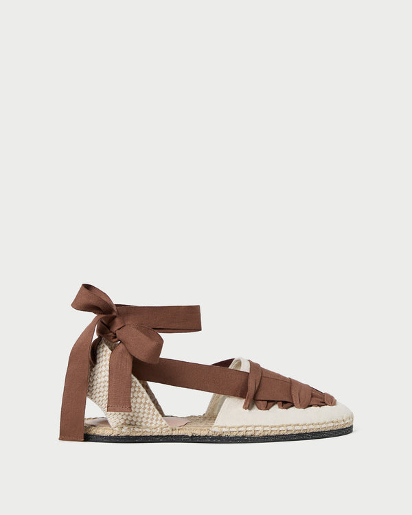 Color: Natural/Brown