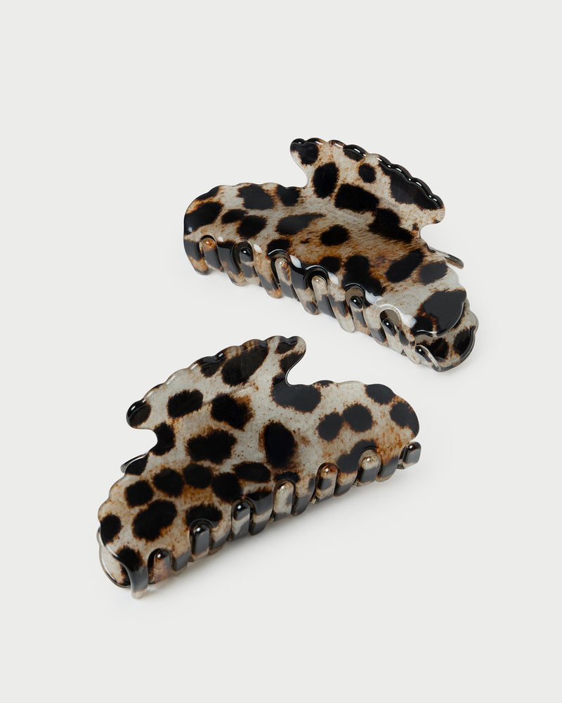Yuri Leopard Hair Clip Set in leopard resin.