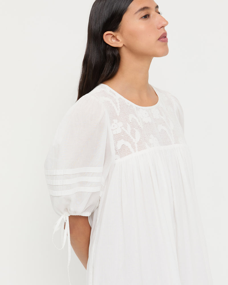 Eira Dress in white cotton.