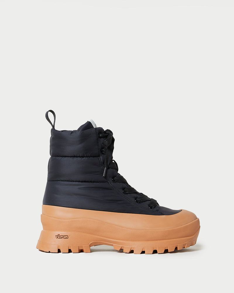 Color: Black/Terracotta