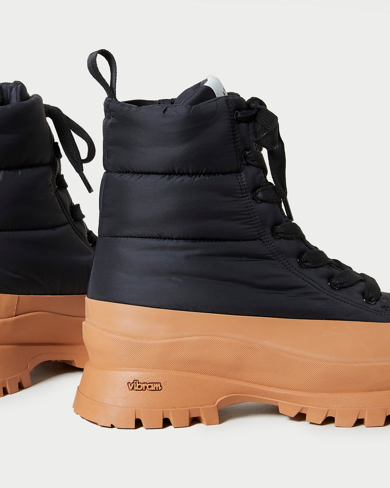 Color: Black/Terracotta