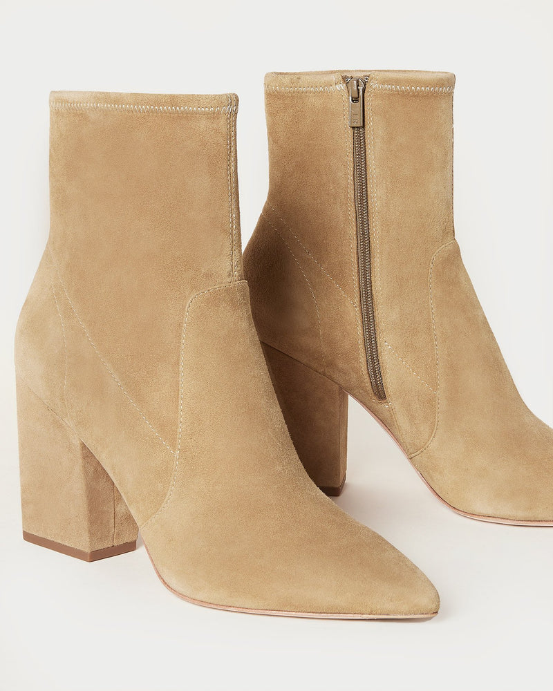 Color: Bisque