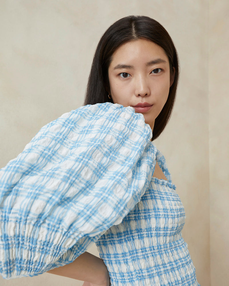 Color: Blue/Cream Plaid
