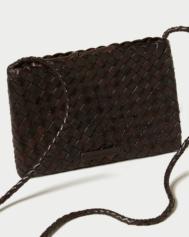 Color: Chocolate