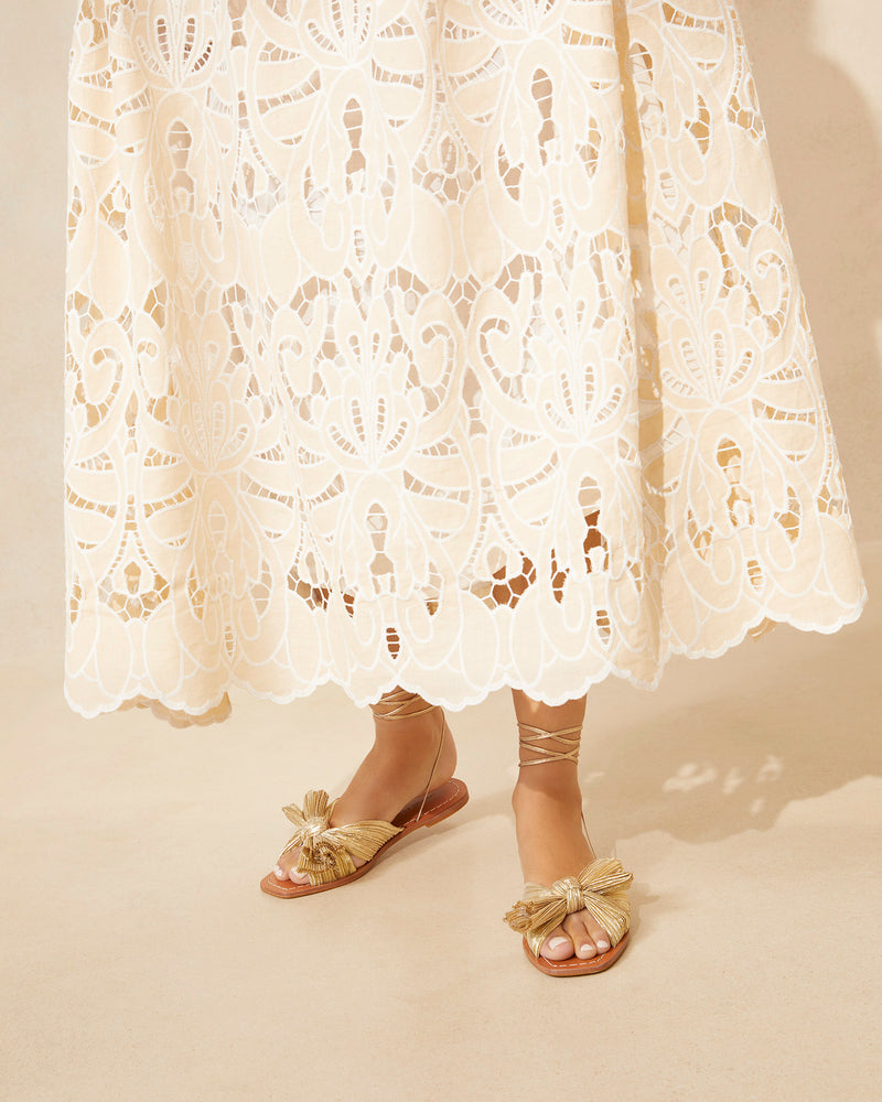 Color: Gold