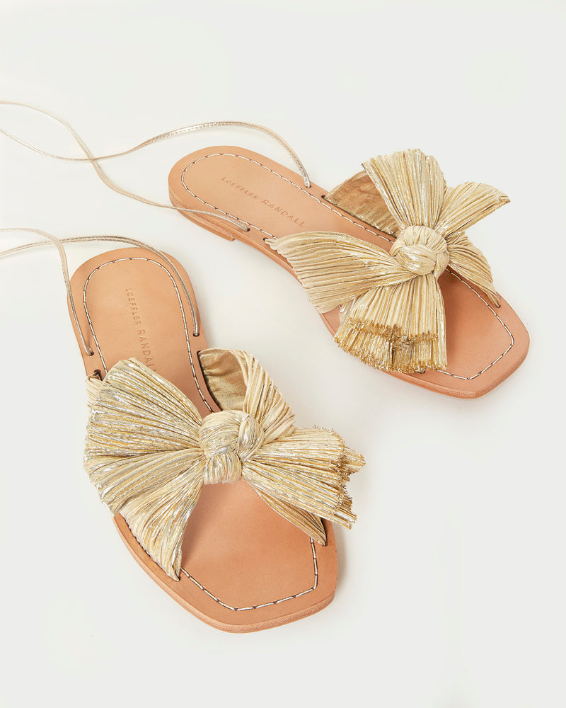 Color: Gold