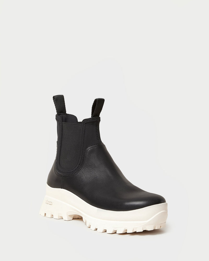 Color: Black/White