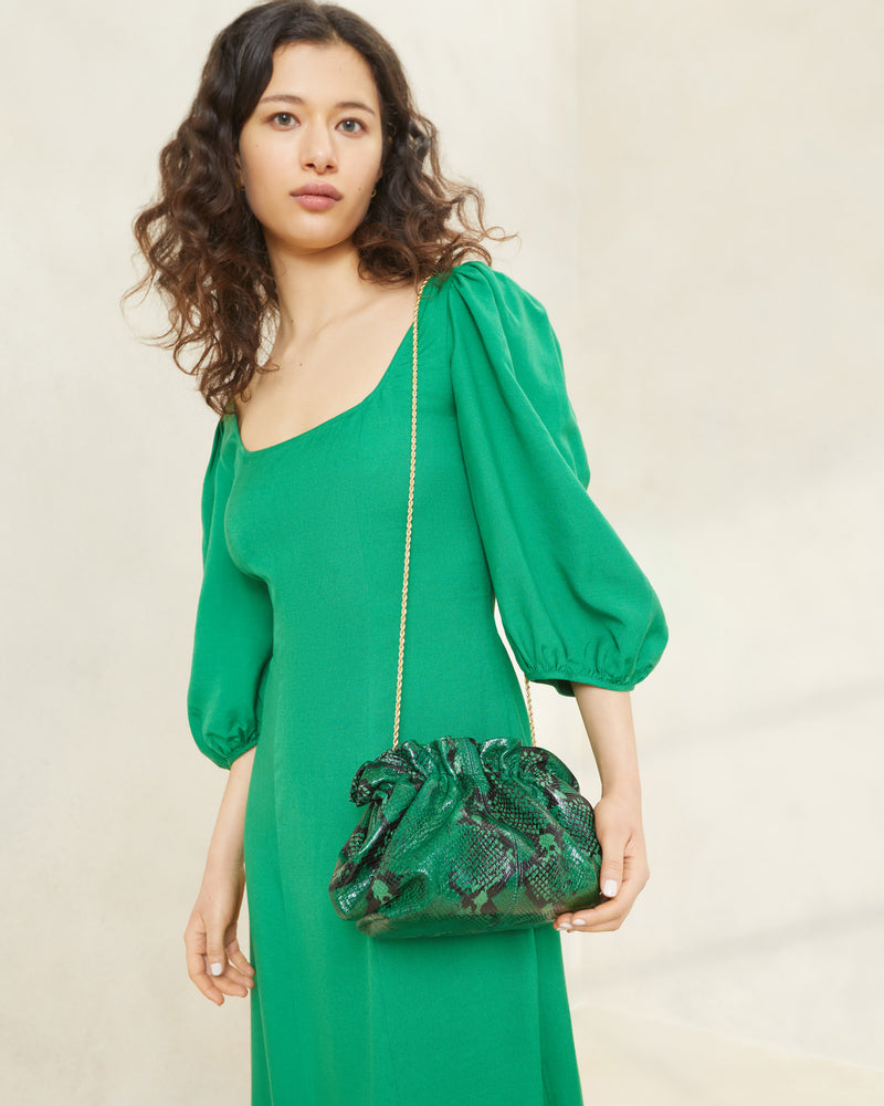 Color: Bright Green